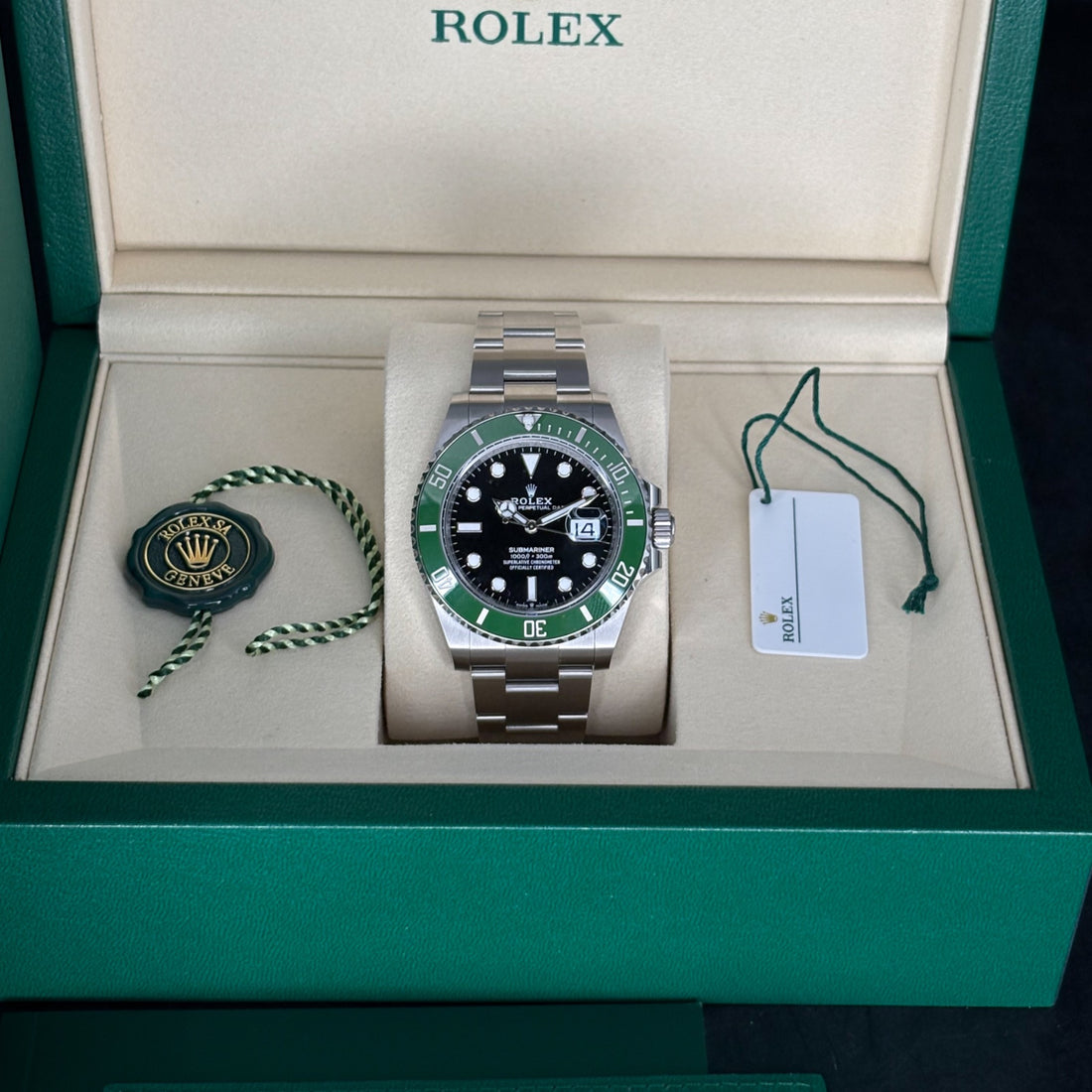 Rolex Submariner Date
